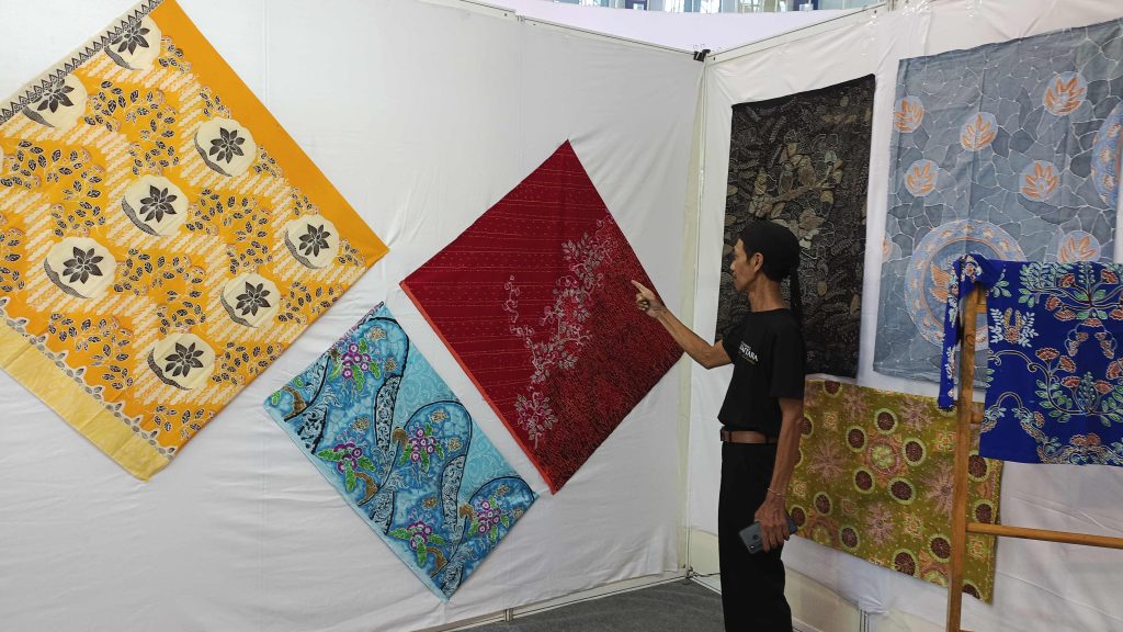 Sejumlah motif Batik Saman. (Foto: Agus N /reportasemalang)