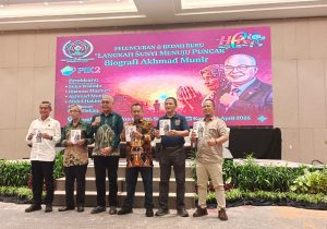 Biografi Akhmad Munir Diluncurkan, ‘Langkah Sunyi Menuju Puncak’
