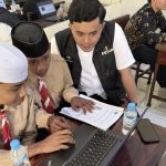 FSTeM UB Latih Guru dan Siswa Yayasan Hidayah Sumber Putih Kuasai Analisis Data Akademik