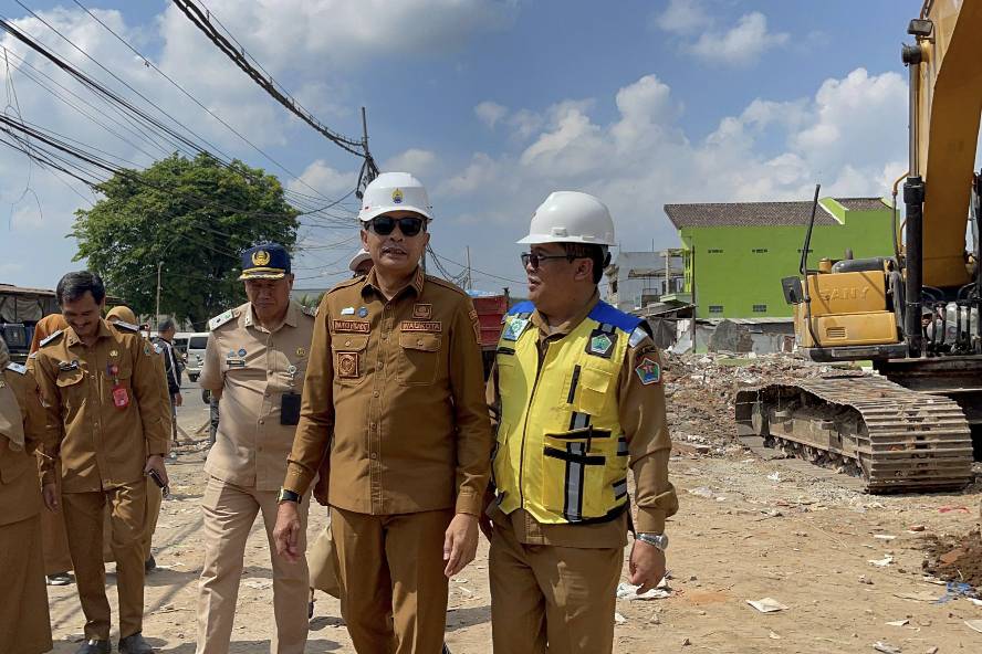 Perbaikan Jalan Pasar Gadang Mulai Dikerjakan, Target Selesai Akhir November 2026