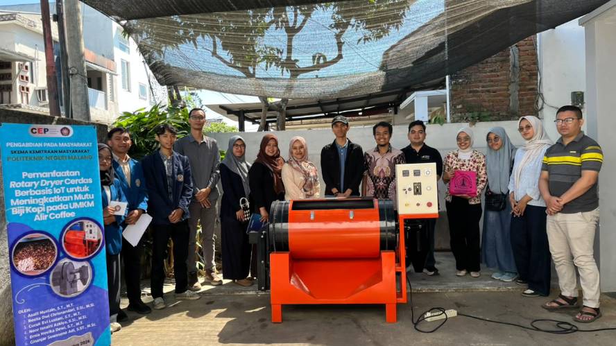 Polinema Hibahkan Rotary Dryer Berbasis IoT untuk Tingkatkan Mutu Biji Kopi UMKM Alir Coffee