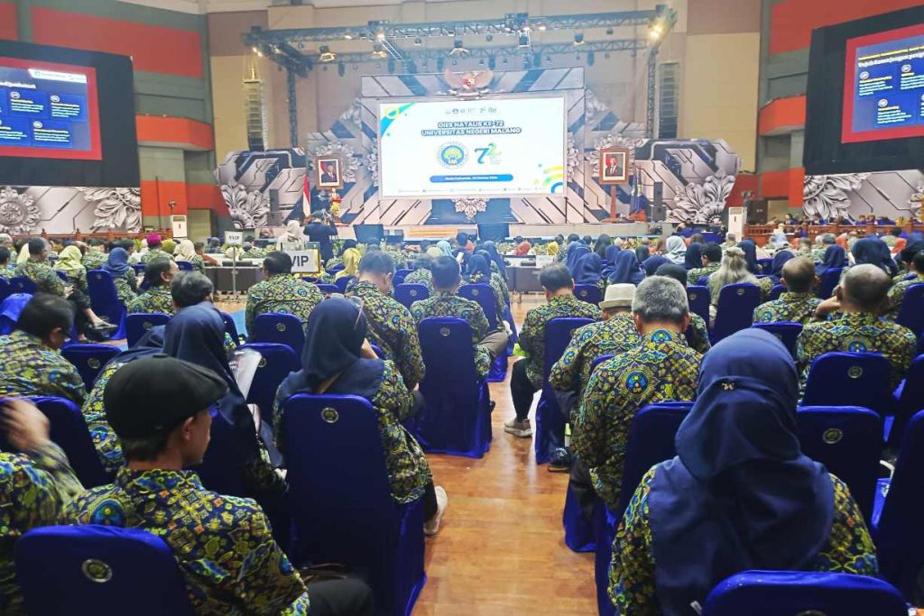 Dies Natalis ke-72 UM, Wamendiktisaintek Prof Fauzan Tekankan Perubahan Paradigma Pendidikan Tinggi